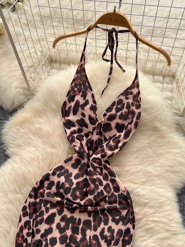 Double trouble halter dress CD785 images